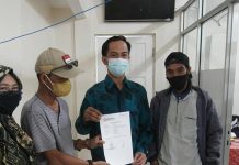 Dianggap Resahkan Warga, Denny Indrayana dilaporkan ke Bawaslu Kalsel