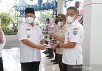 Bupati HSS Serahkan Hadiah Lomba Virtual Bagarakan Sahur dan Tanglong, Ini Daftar Pemenangnya
