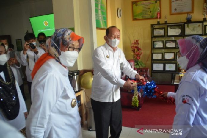 Bupati Barito Kuala Hj Noormiliyani AS meresmikan beberapa fasilitas baru di Pengadilan Agama Marabahan, Rabu (16/6).Foto:Antaranews Kalsel/Prokopimda Batola.