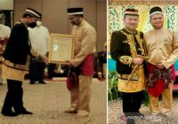 Seniman HSU Hendra Royadi Terima Gelar Kehormatan dari Kesultanan Banjar