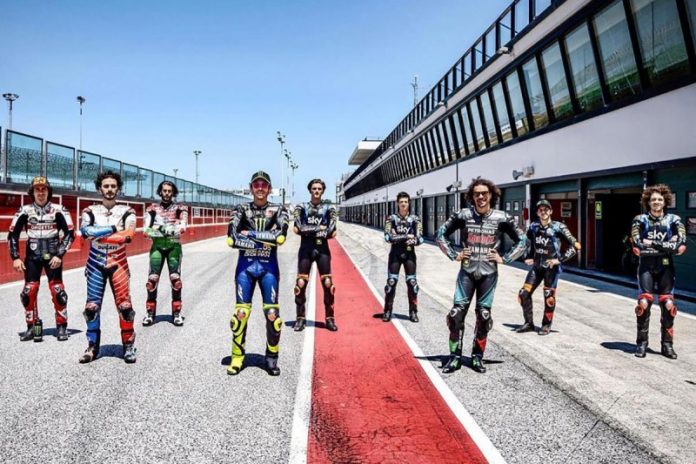 Valentino Rossi dan para pebalap VR46 Academy di Sirkuit Misano (Instagram/pecco63)