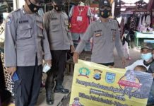 Polsek Gambut Sasar Pengunjung dan Pedagang Pasar Kindai Limpuar, Temukan Pelanggaran Prokes