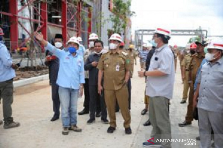 07072021_Zairullah meninjau pembangunan pabrik biodiesel milik PT Jhonlin. (antara)