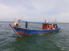 KKP Lumpuhkan Dua Kapal Trawl Ilegal Asal Malaysia