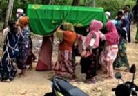 Heboh, Rombongan Wanita Menggotong Mayat ke Pemakaman demi Usir Wabah