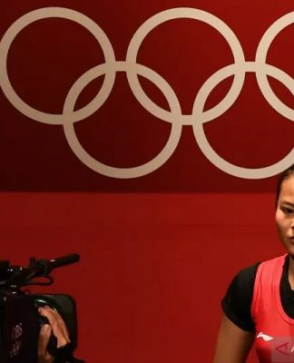 Presiden Jokowi Ucapkan Selamat Kepada Lifter Windy Cantika Aisah