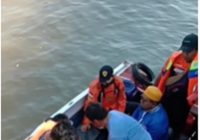 Keluarga Dibawa ke Titik Tenggelamnya Korban Syamsuni di Nol Kilometer