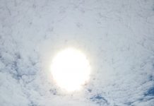 Beredar Foto Pemandangan Awan dan Matahari Cantik di Banjarmasin