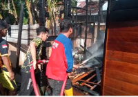 Kebakaran di Desa Timbuk Bahalang HST Hanguskan Satu Rumah