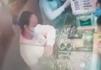 Perempuan Menyulap Emas Asli Menjadi Imitasi diduga Juga Beraksi di Pasar Sentra Antasari