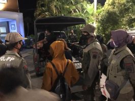 Sebanyak 9 Pasangan Bukan Suami Istri digiring ke Kantor Satpol PP Kabupaten Banjar
