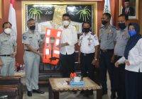 Jasa Raharja Cabang Kalsel Berikan Life Jacket Bagi Angkutan Sungai di Kabupaten Banjar