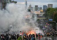 Perdana Menteri Thailand Dituntut Mundur Pascamelonjaknya Kasus Covid-19