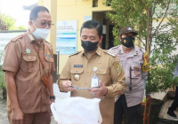 Pemko Banjarmasin Sebar 1.000 Paket Sembako dan Obat untuk Warga Isoman di 5 Kecamatan