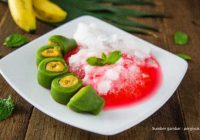 Mudah dan Murah, Bikin Sendiri Es Pisang Ijo Khas Makassar