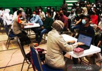 Biddokkes Polda Kalsel Gelar Vaksinasi Tahap Pertama dan Kedua untuk Umum