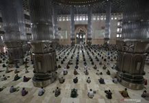 MUI Imbau Shalat Jumat Diganti Shalat Zuhur di Rumah Antisipasi Penyebaran Omicron