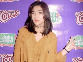 Isyana Sarasvati Sempat Khawatir Kegiatan Bermusiknya Terganggu Gegara Tangannya Cedera