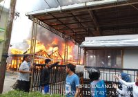 1 Jam Api Berkobar di Paringin, Hanguskan Mess Guru SMP dan 4 Rumah