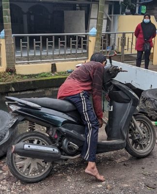 Identitas Pria Meninggal di Atas Motor di Tepi Jalan Belitung, Istri Ungkap Penyakit Suaminya