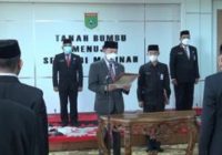 Sekda Tanah Bumbu Kembali Lantik Puluhan Pengawas dan 6 Pejabat Administrator