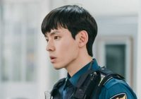 Intip Pesona Kang Hyung Suk Si Polisi Choi di Drama Korea Hometown Chachacha