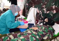 Sambut HUT Ke-76 TNI, Korem 101/Antasari Baksos Sedot Darah Puluhan Tentara