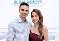 Peringati 2 Tahun Meninggalnya Ashraf Sinclair, BCL dan Noah Ziarahi Makam Ashraf