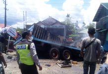 Begini Kronologis Truk Tronton Tabrak Warung di Liang Anggang Banjarbaru