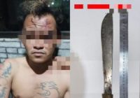 Pria Mengamuk di Pinggir Jalan Desa Kaong Upau Tabalong Sudah Diamankan