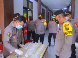 Polres Tanah Bumbu Bebas Narkoba, Anggota dan ASN Jalani Tes Urine