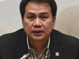 Kirim Surat Tak Bisa Hadiri Pemeriksaan, Azis Syamsuddin Malah Dijemput Paksa dan Ditahan KPK