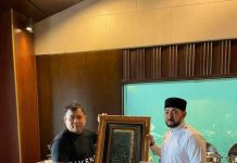Makmurkan Masjid Al Falah Batulicin, Ustadz Ahmad Alhabsyi Isi Khutbah Jumat