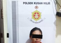 Ibu Rumah Tangga Tak Berkutik Saat Polsek Kusan Hilir Geledah dan Temukan Sabu