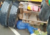 Ternyata Begini Kronologis Pengendara Motor Sport Terjepit dibawah Kolong Truk, Kecelakaan Lalulintas HST