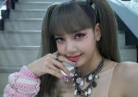 Trending Lisa BLACKPINK Disebut Anak Tiri Setelah Absen di Paris Fashion Week, Meme Bertebaran