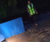 Perbaikan Gorong-gorong di Jalan A Yani Km 28 Banjarbaru, Minggu Petang Arus Lalulintas Padat Merayap