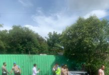 Ternyata Truk Kontainer Tak Hanya Tindih Fortuner, Tetapi Juga Senggol Xenia dan Warung Es Kelapa
