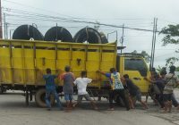 BREAKING NEWS: Pemotor Ditabrak Truk di Simpang Empat LIK Banjarbaru, Sopir Kabur