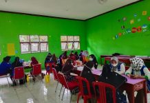 Polda Kalsel Suntik Ratusan Santri Ponpes An Najah Putri Cindai Alus