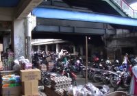 Pedagang Sentra Antasari Keluhkan Atap Bocor, "Hujan Deras, Lapak Dagangan Pasti Basah"