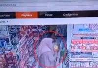 Beredar Aksi Perempuan Mencuri Kosmetik di Minimarket Handil Bakti Terekam CCTV