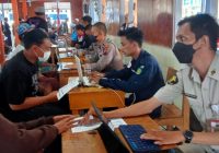 Polda Kalsel Vaksinasi Santri dan Ustadz Pondok Pesantren Al-Falah Banjarbaru