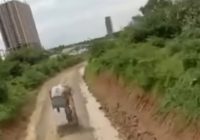Mobil Ketua MPR RI Bambang Soesatyo dan Sean Gelael Alami Kecelakaan, Terguling di Lintasan Rally