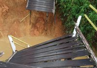 Jembatan Sei Bengaris Putus Diterjang Longsor, Dinas Pekerjaan Umum Barito Utara Kalteng Akan Tutup Total Akses Jalan Ringroad Muara Teweh 25 November-31 Desember 2021