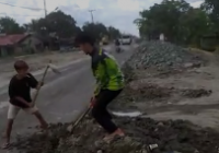 Perbaikan Jalan Liang Anggang Banjarbaru, Warga Keluhkan Pelaksana Tak Buatkan Akses di Depan Rumah