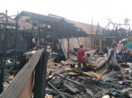 Kebakaran di Gang Sejiran/Gang Sadar Kelayan A Banjarmasin Minggu Pagi Hanguskan 13 Rumah