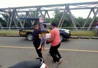 Percobaan Bunuh Diri Berhasil Digagalkan, Perempun Ini Mau Lompat dari Jembatan Mantewe