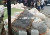Warga Waswas, Truk Terguling di A Yani Km 5 Banjarmasin Ternyata Bawa Limbah Medis