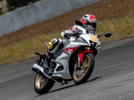 Pembalap Yamaha Racing Indonesia Uji Kemampuan All New R15 Connected